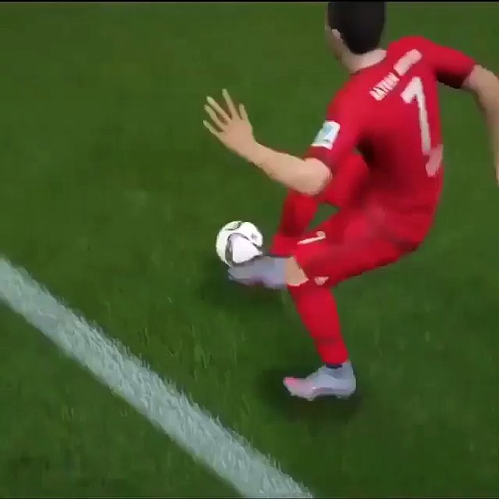The rare 360 #Fifa header #Trickshot
