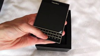 BlackBerry Passport Unboxing-chpfmko66