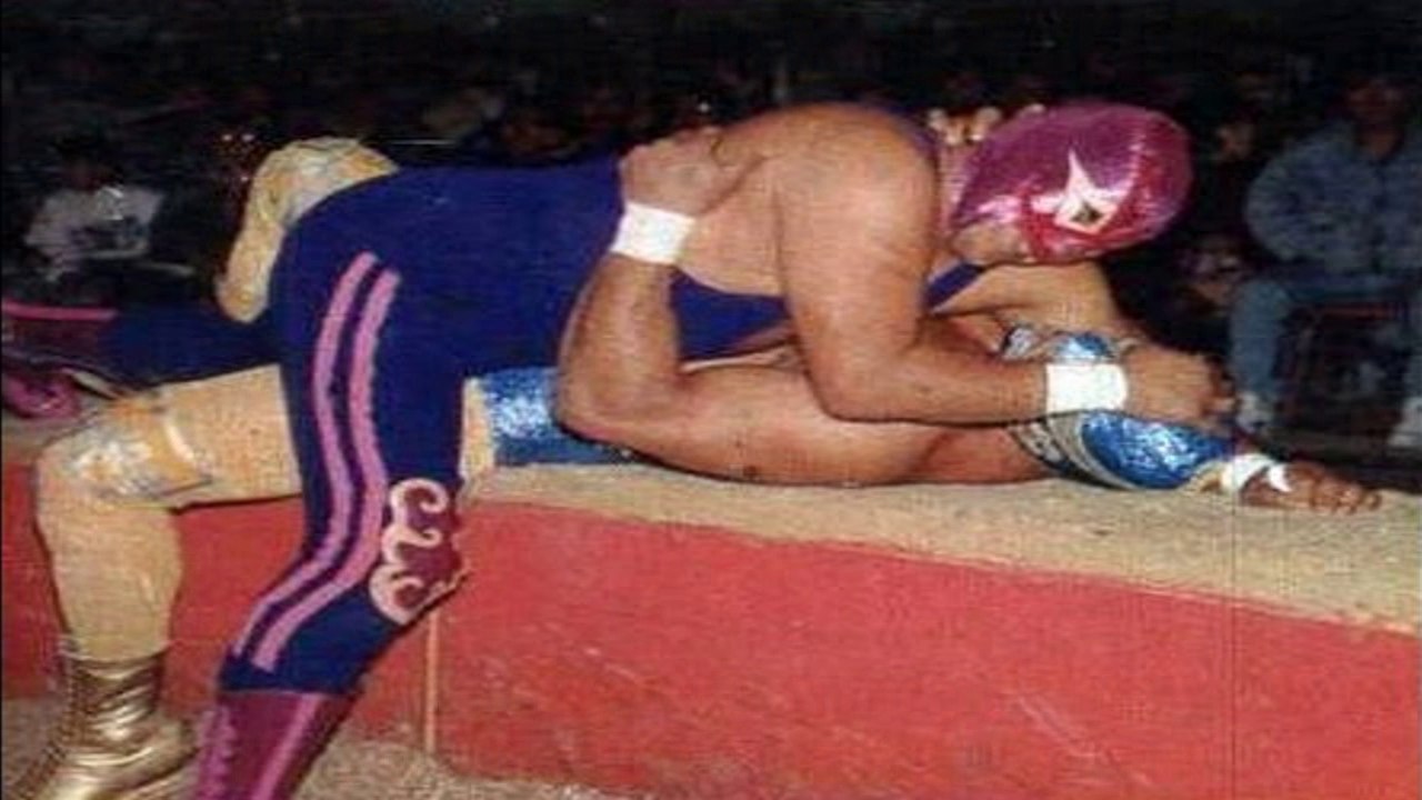 Canek, Kokina "Yokozuna" & Samoano I "Rikishi" vs Villano III, Dos Caras & Mil Máscaras |UWA 12/15/91
