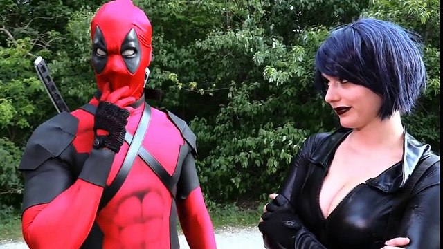 DEADPOOL vs DOMINO - Real Life Superhero Battle! - TheSeanWardShow | Superheroes | Spiderman | Superman | Frozen Elsa | Joker