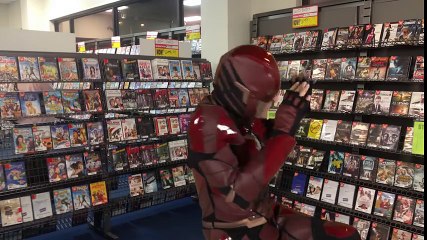 FLASH vs DEADPOOL  Blockbuster Battle!!! | Superheroes | Spiderman | Superman | Frozen Elsa | Joker