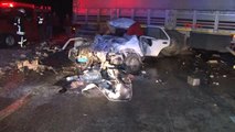 Konya Tır'a Çarpan Otomobil Hurdaya Döndü 1 Ölü, 3 Yaralı