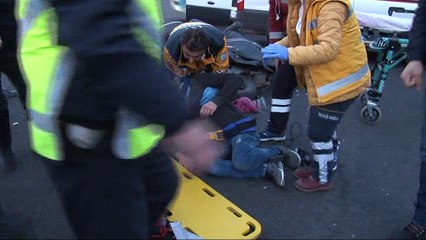 Kutlamalar sonrası trafiğe açılan Kızılay’da kaza