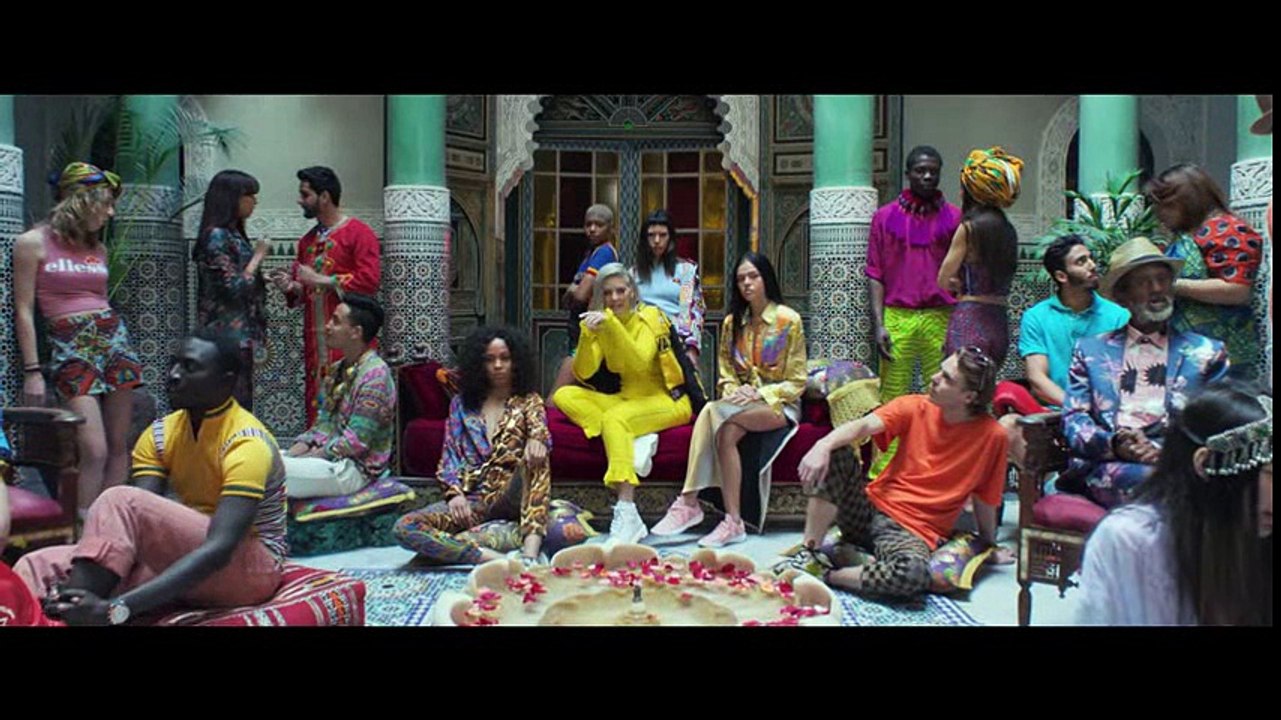 (45) Crazy -- Shawn Mendes Lyrics - YouTube