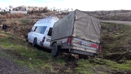 Siverek'te minibüs ile otomobil çarpıştı: 4 yaralı - ŞANLIURFA