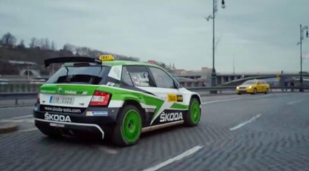 VÍDEO: Alucina con este taxi para Nochevieja