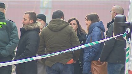 Mata a su mujer con un arma blanca delante de sus tres hijos