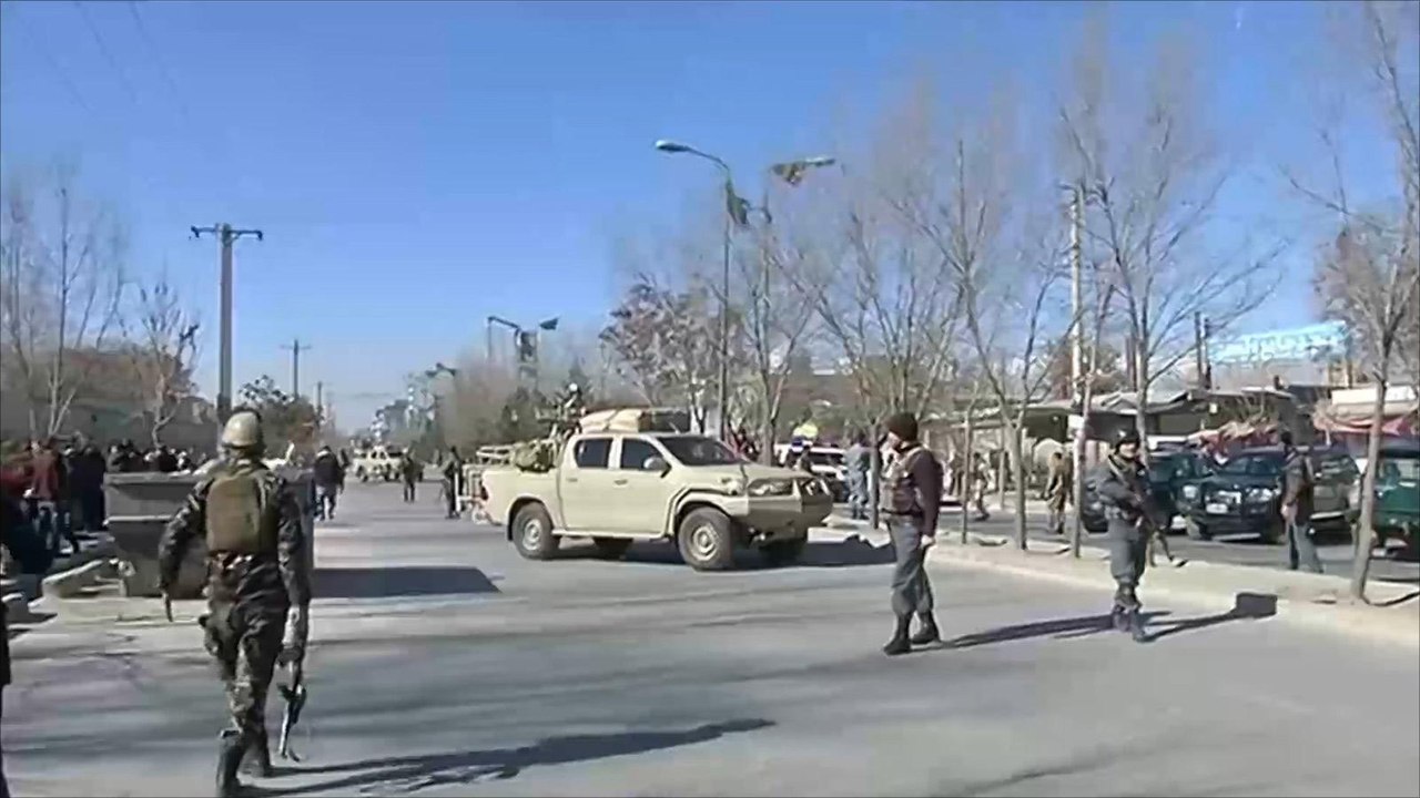 عشرات القتلى في كابل بتفجيرين لتنظيم الدولة