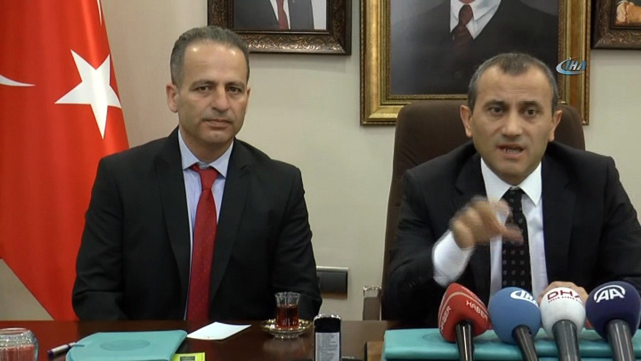 Vali Sonel sözünü tuttu, festival parası bin öğrenciye burs oldu