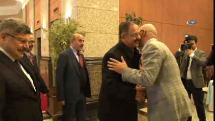 Bakan Özhaseki'den İhlas Holding'e Ziyaret