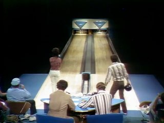 Celebrity Bowling E043- Campenalla -Ives -Lee -Farewntino