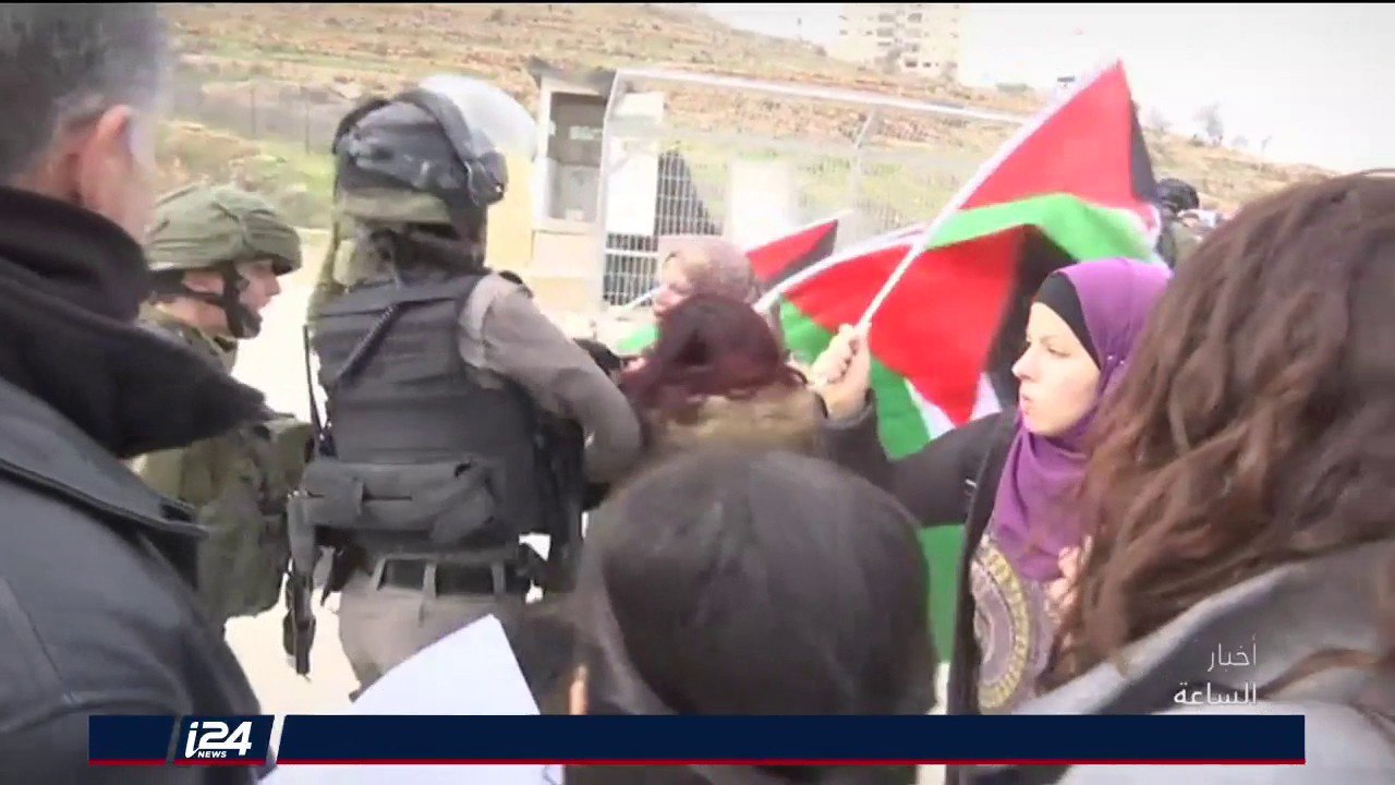 تقرير: المحكمة العسكرية الاسرائيلية تمدد اعتقال عهد التميمي