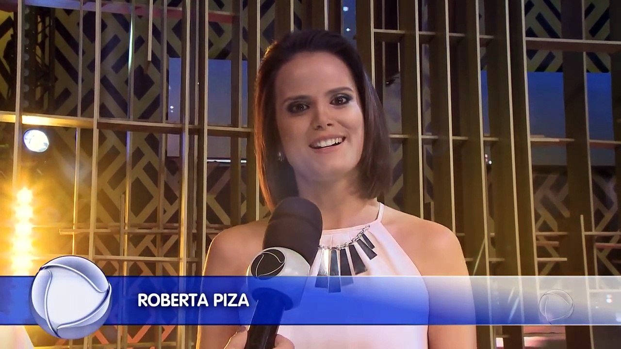 Roberta Piza deseja amor em 2018 para todos
