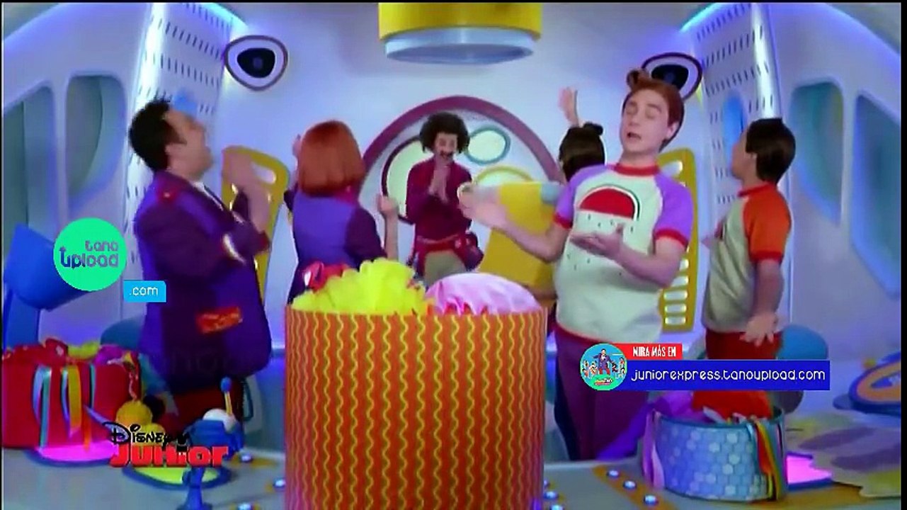 Junior Express | Un cuento de cumpleaños | Español Latinoamericano | Vistazo