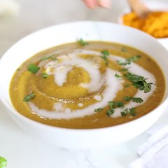 TURMERIC ROASTED CAULIFLOWER SOUP