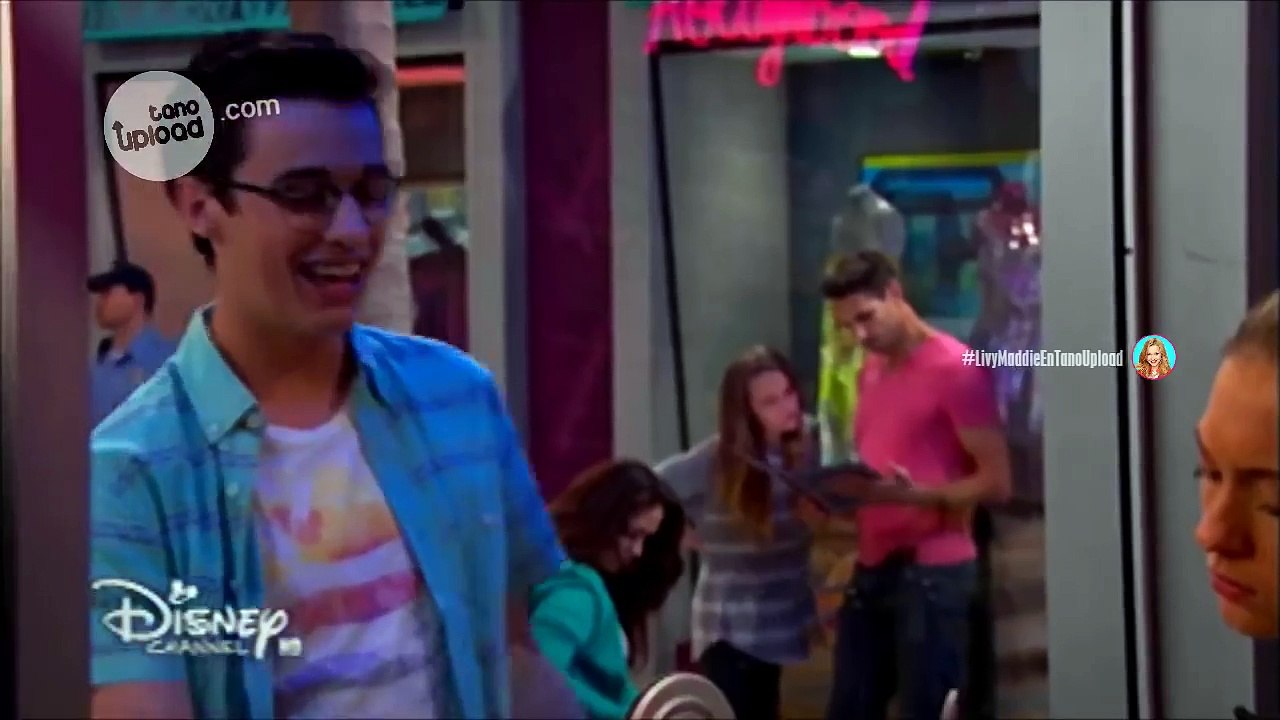 Liv y Maddie: Estilo California | La mini casa de Rooney | Español Latinoamericano | Vistazo