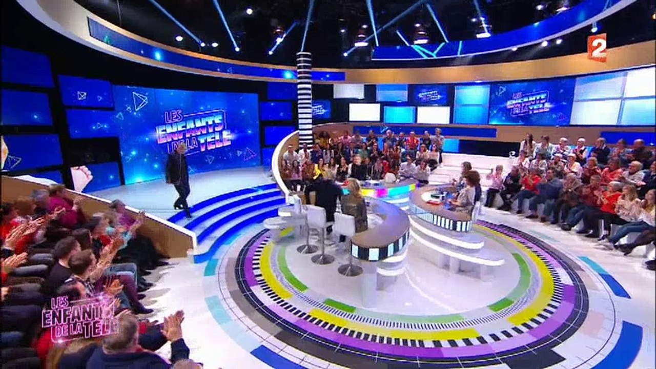 Laurent Ruquier fait venir Dorothée sur le plateau des "Enfants de la télé" pour faire une surprise à Jérôme Commandeur