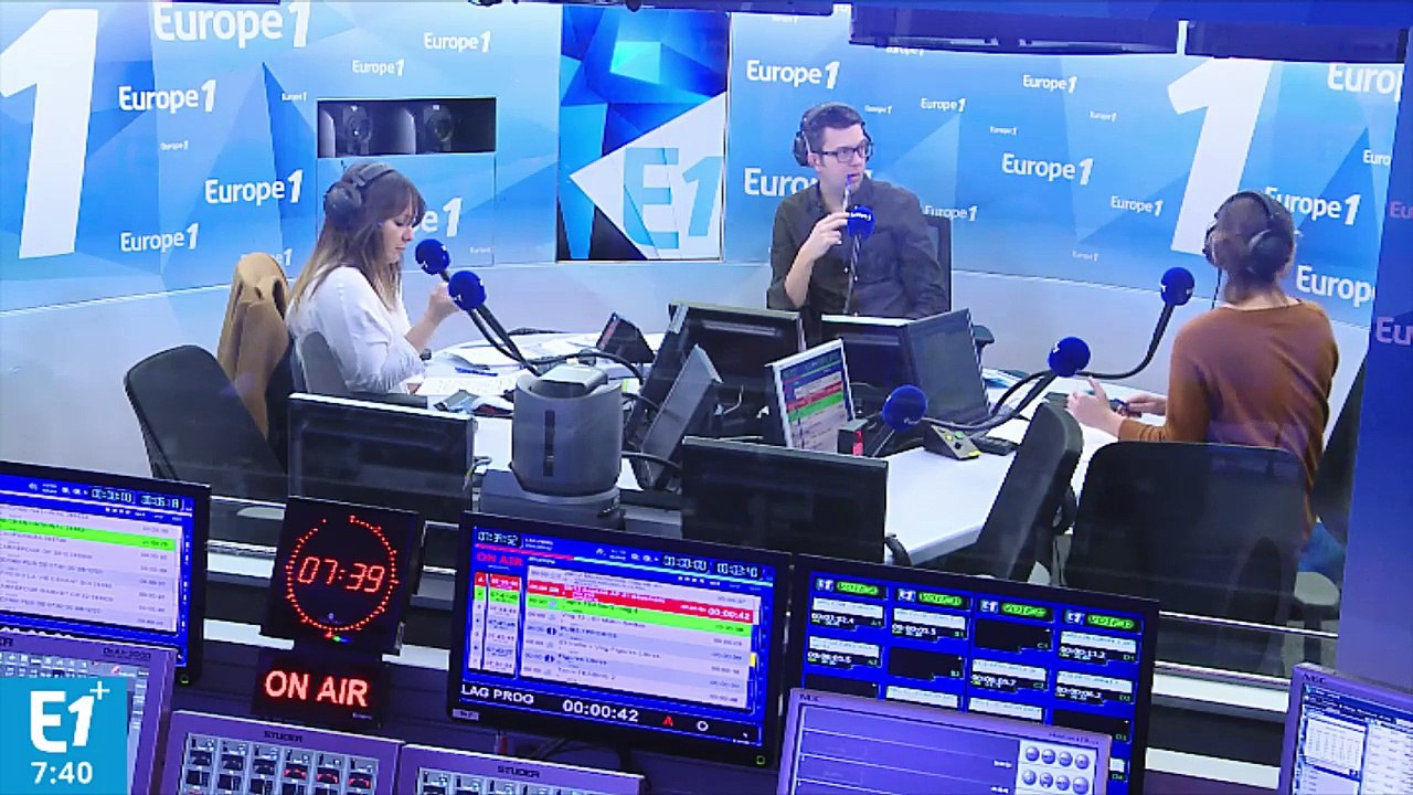 Demande en mariage, passager qui ne réveille pas... : le réveillon du 31 décembre à bord d'un avion