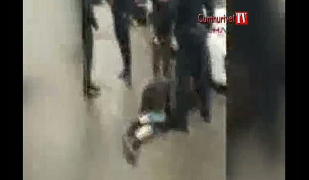 Kuyumcu dükkanı soygunu sırasında çıkan çatışmada 1 kişi öldü, 2 kişi yaralandı