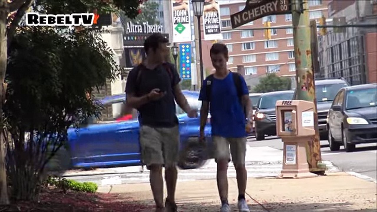 Prank - Throwing Water in Peoples Face Prank