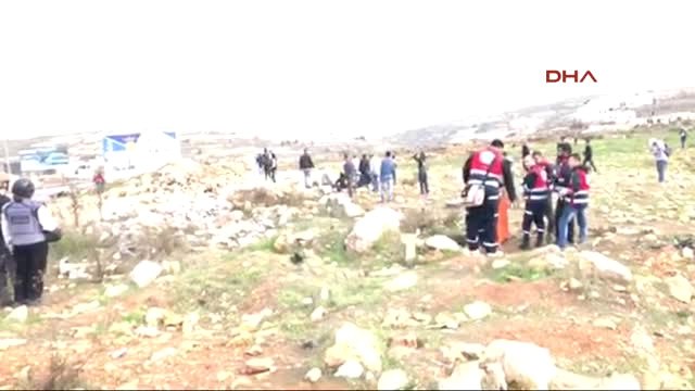 Filistinli Göstericilere İsrail Askeri Ateş Açtı 7 Yaralı