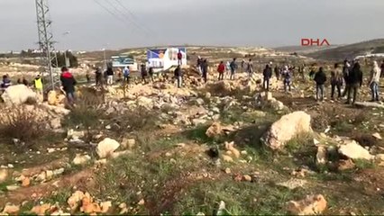 Filistinli Göstericilere İsrail Askeri Ateş Açtı 7 Yaralı