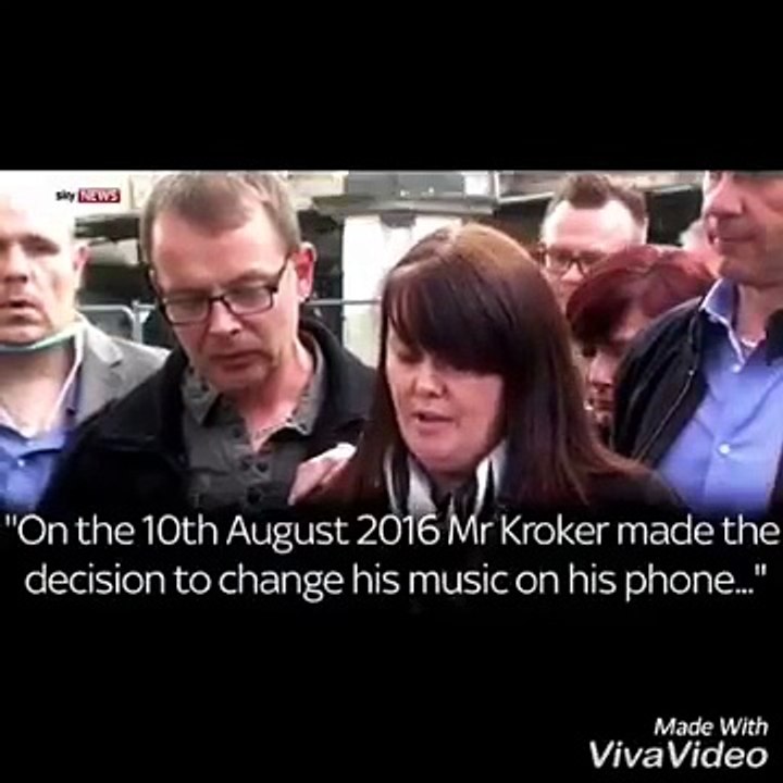 Unbelievable Accident of this trucker lorry - Stop using Mobile phone while driving