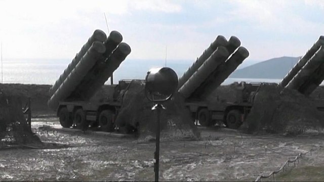 Turchia-Russia: siglato l'accordo per l'acquisto di S-400