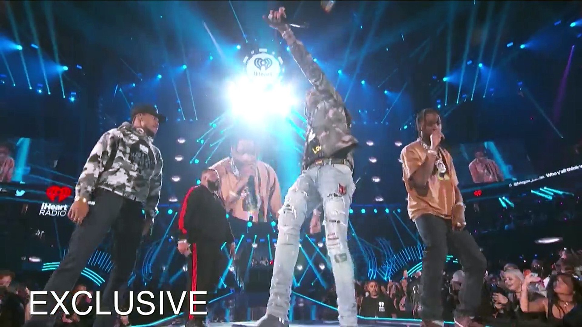 ⁣Kendall Jenner Reacts To Kylie Jenner & Khloe Kardashian Pregnancy | Hollywoodlife