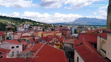 9° Puntata "La strada senza tasse" su Rai 3, condotto da Flavio Insinna - 28/12/2017