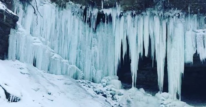 Minneapolis' Minnehaha Falls Freeze Over During Sub-Zero Cold Snap