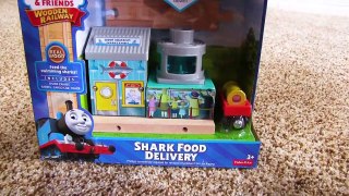 Thomas and Friends _ SHARK FOOD DELIVERY! Fun Toy Trains for Kids _ Thomas Train with Brio-si0nvev