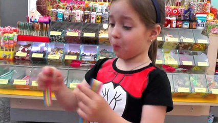 Сrying Babies! Accident! Bad baby Playing Doctor _ Finger Family Song Driving in My C