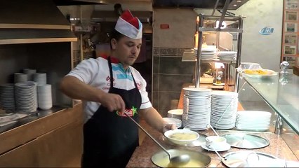 Bu çorba tam 15 saatte pişiyor