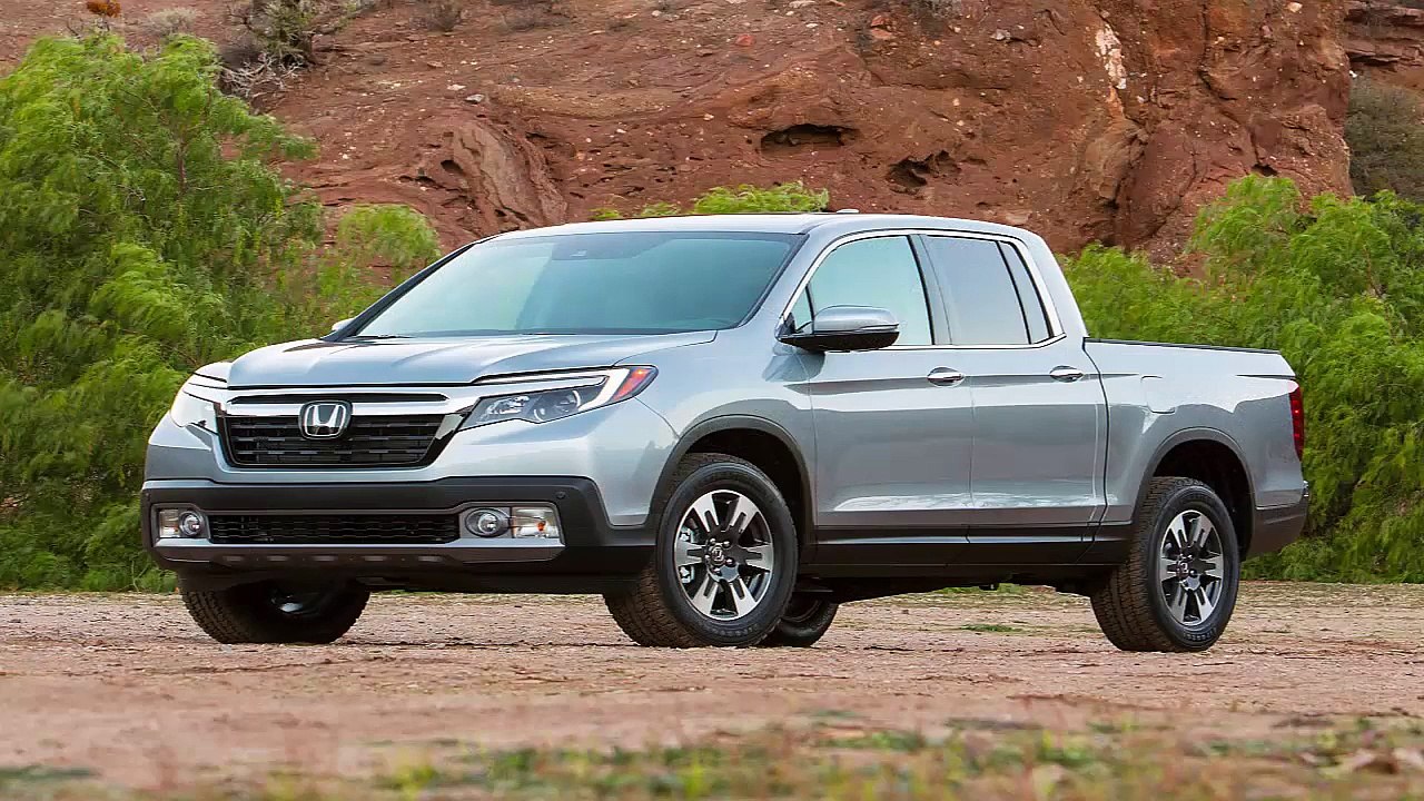 Genesis G90 - 2017 Genesis G90 First Look #Auto_HDFr