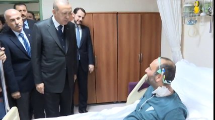 Cumhurbaşkanı Erdoğan Onu Hastanede Ziyaret Etti