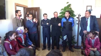 Midyat Polisi Öğrencilere Tasarım Kodlama Kursu Verdi