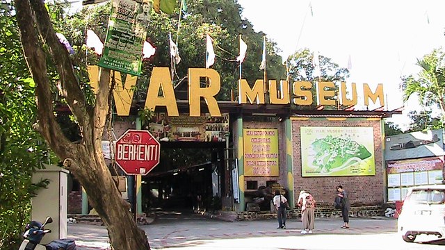 Amazing Ancient Fortress now Penang War Museum - Malaysia Holidays