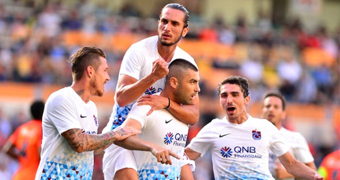 Trabzonspor'da Yusuf Yazıcı ve Abdülkadir Ömür'e Yüzde 400 Zam Yapılacak