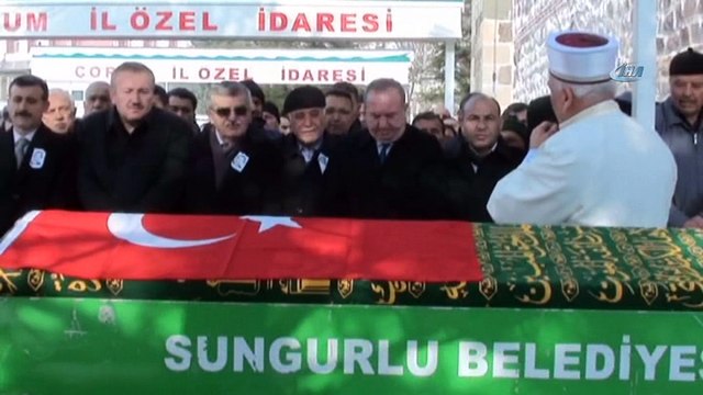 Ambulans kazasında hayatını kaybeden Akbaş son yolcuğuna uğurlandı