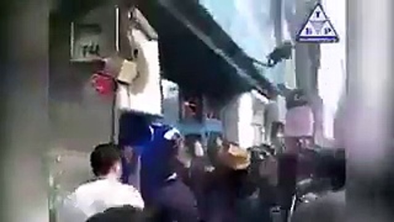 تركيا بالعربي | انشقاق أفراد من الشرطة الإيرانية في إيران