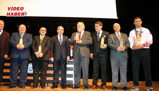 (30 Aralık 2017) PROF.DR. İLBER ORTAYLI, “MİLLİ EĞİTİM ÇOK ZAYIF BİR BAKANLIK”