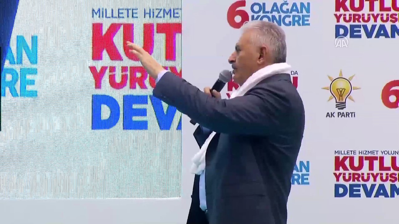 Başbakan Yıldırım: 'Asgari ücret asla enflasyonun altında kalmayacak, üzerinde gerçekleşecek dedik. Oldu mu? Oldu. Yüzde 14.2 ile 1603 liraya çıkardık asgari ücreti. Hayırlı olsun' - EDİRNE