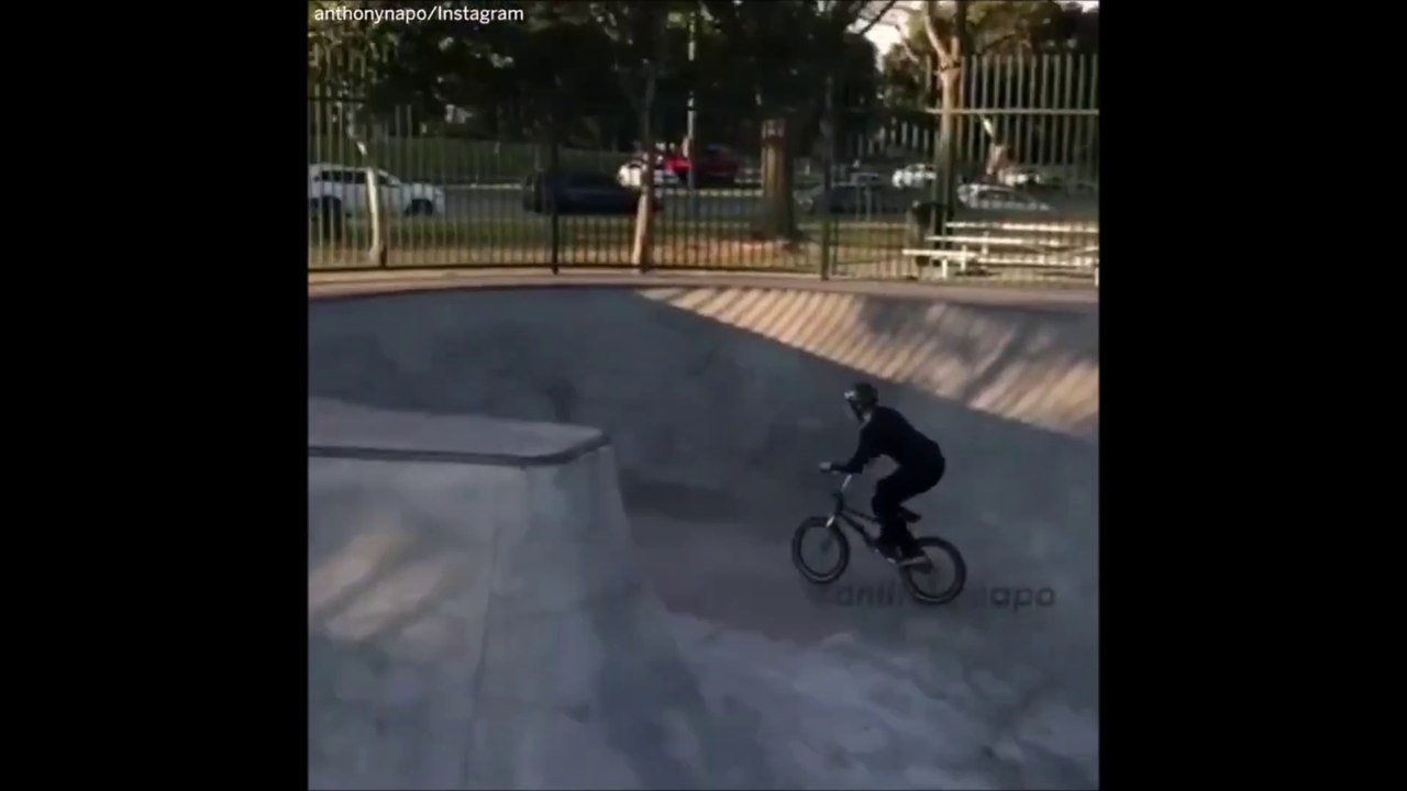 Le gars le plus chanceux du monde.... Enorme chute en BMX qui aurait pu etre dramatique