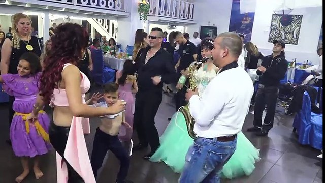 Roman Düğünleri Alışkanlık Yapar | Cesur, Güzel ve Yetenekli