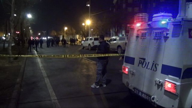 Kaymakamlık ve polis merkezinin bulunduğu bölgeye el bombası atıldı