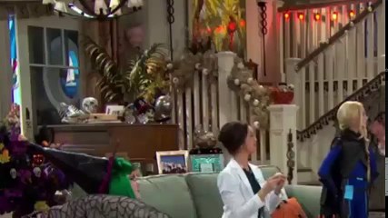 Liv And Maddie S04E03   Scare a Rooney