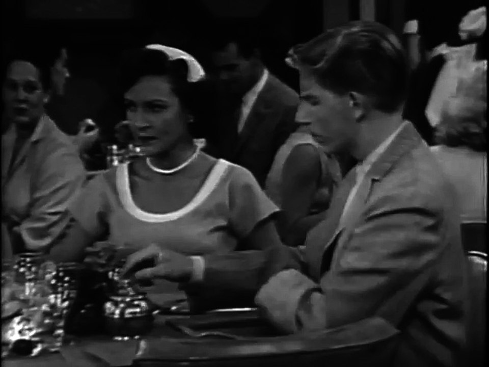 A Date with the Angels RETURN OF THE WHEEL - Betty White