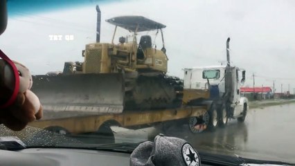 Loading Truck Transport bulldozer