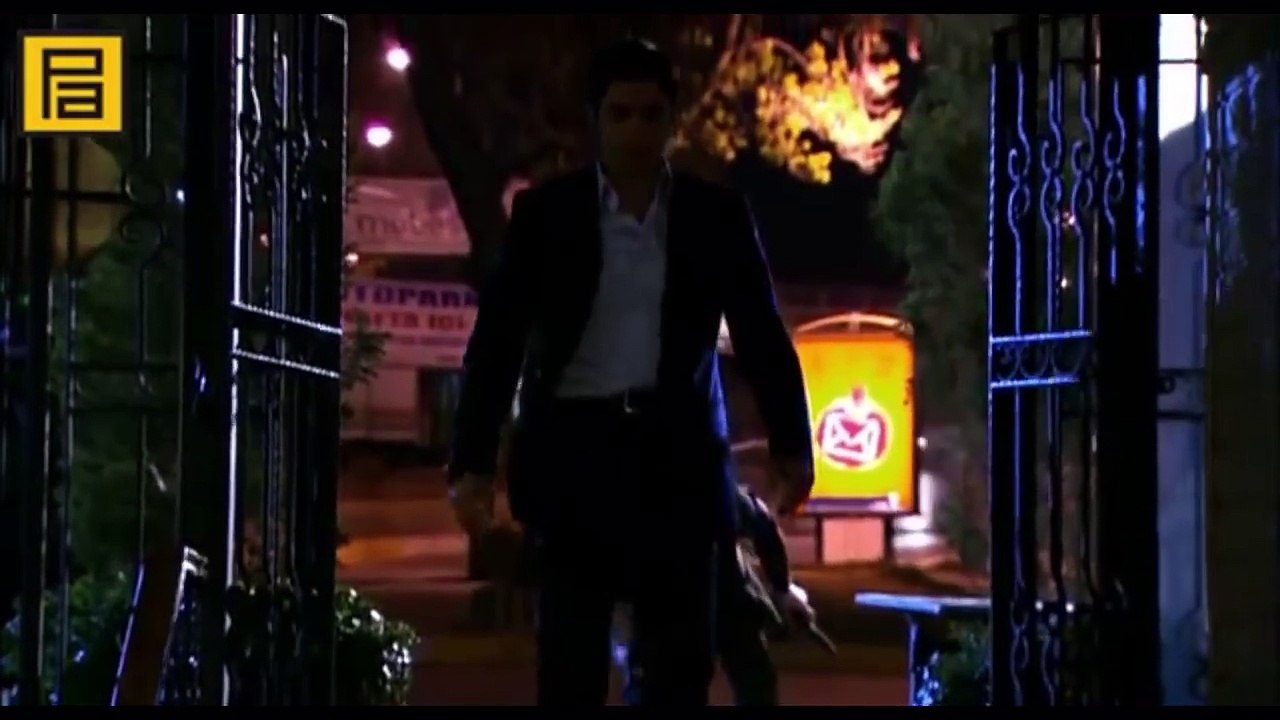 مراد علمدار يهجم على جاويد اقارصو  في المطعم مشهد حماسي { وادي الذئاب الجزء الثالث } مدبلج HD